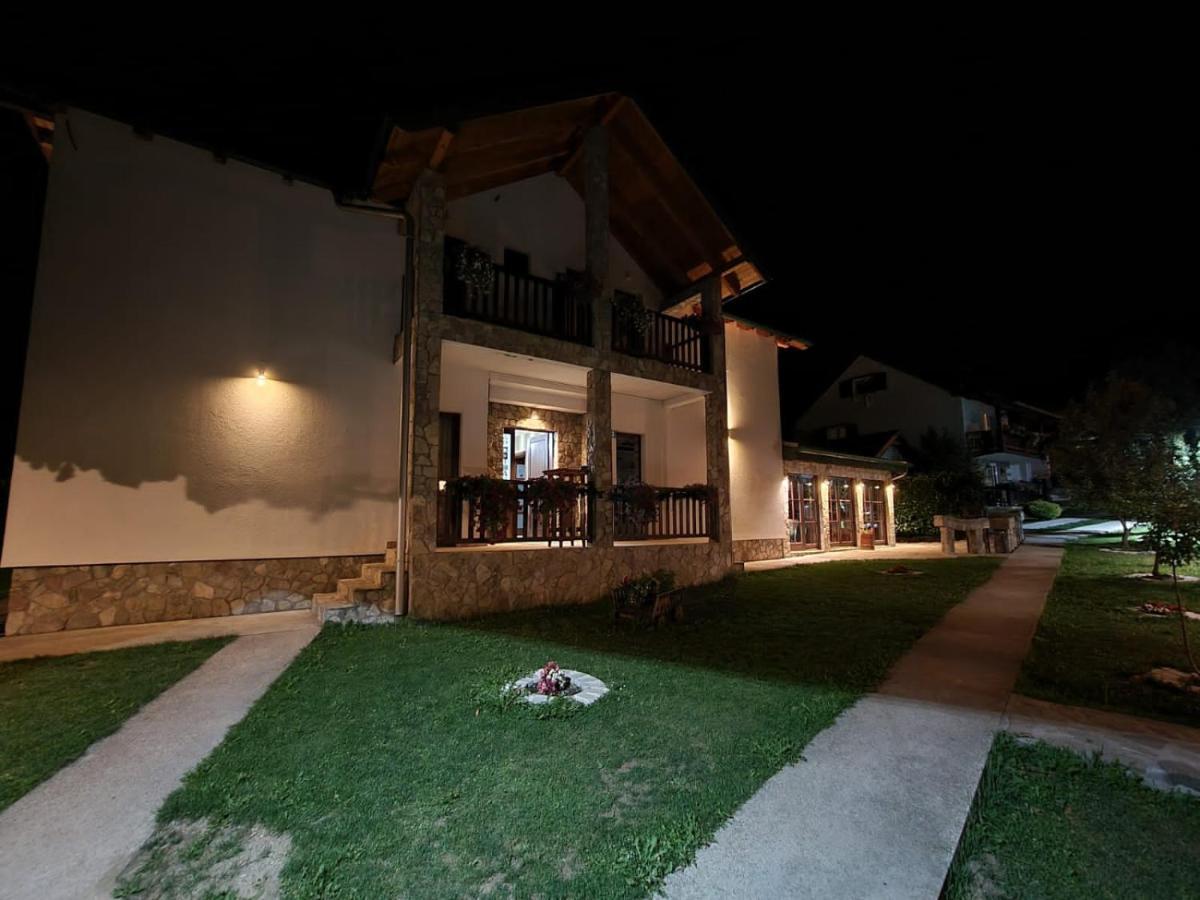 Rooms And Apartmants Mirovic Kolašin Kültér fotó