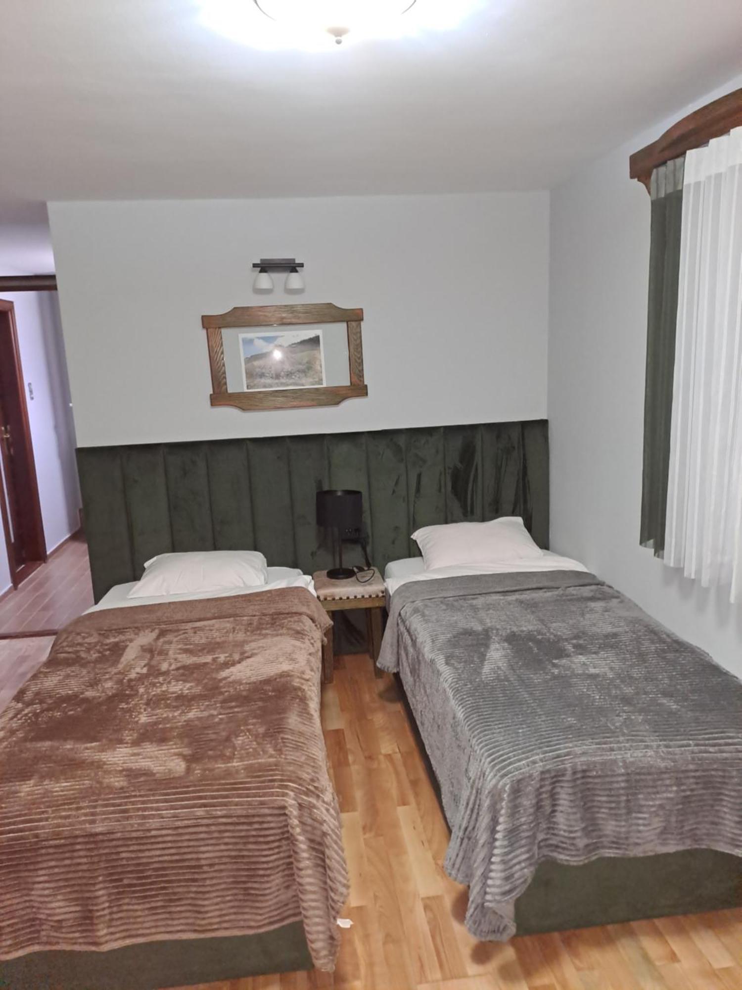 Rooms And Apartmants Mirovic Kolašin Kültér fotó