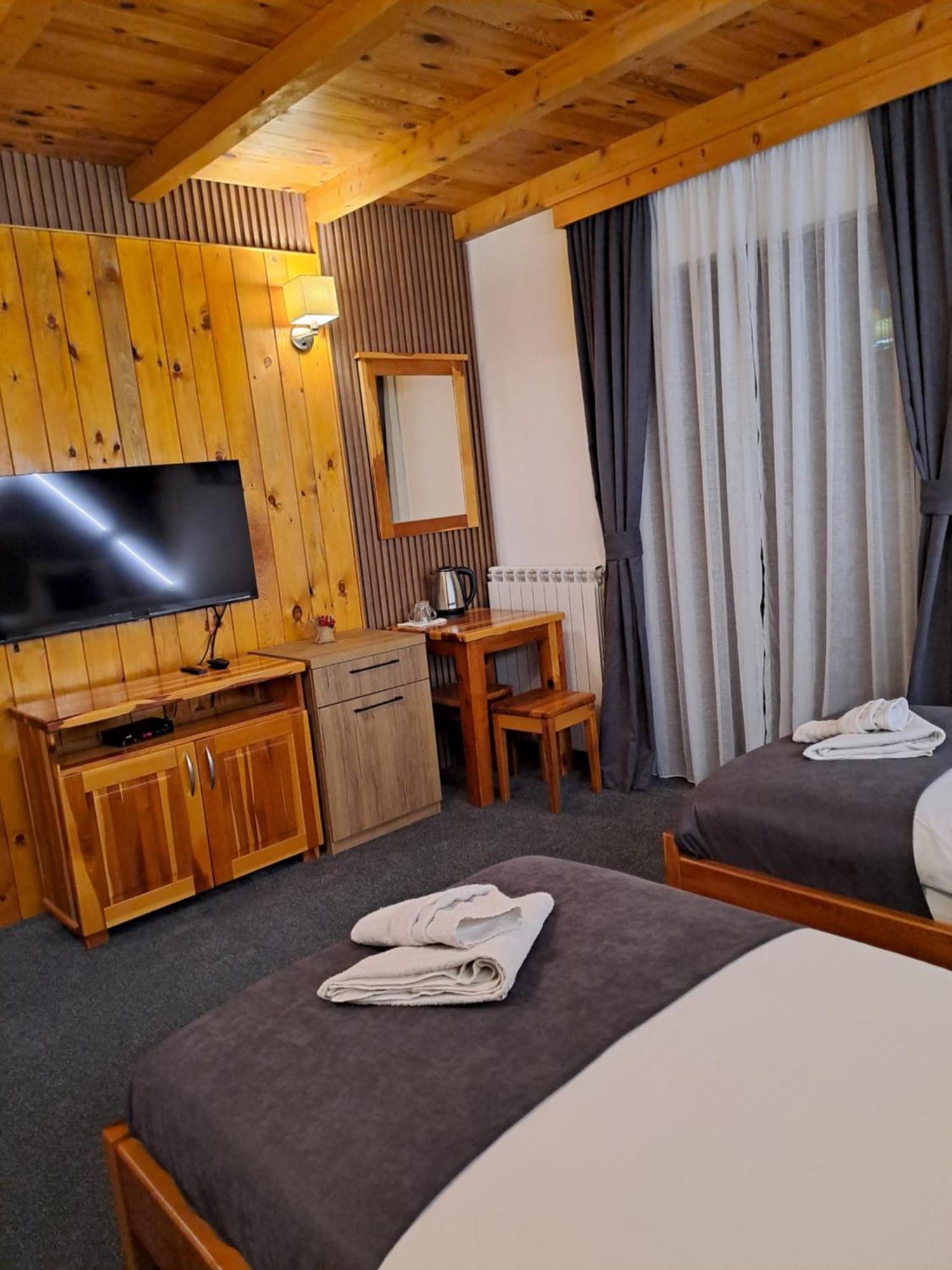 Rooms And Apartmants Mirovic Kolašin Kültér fotó