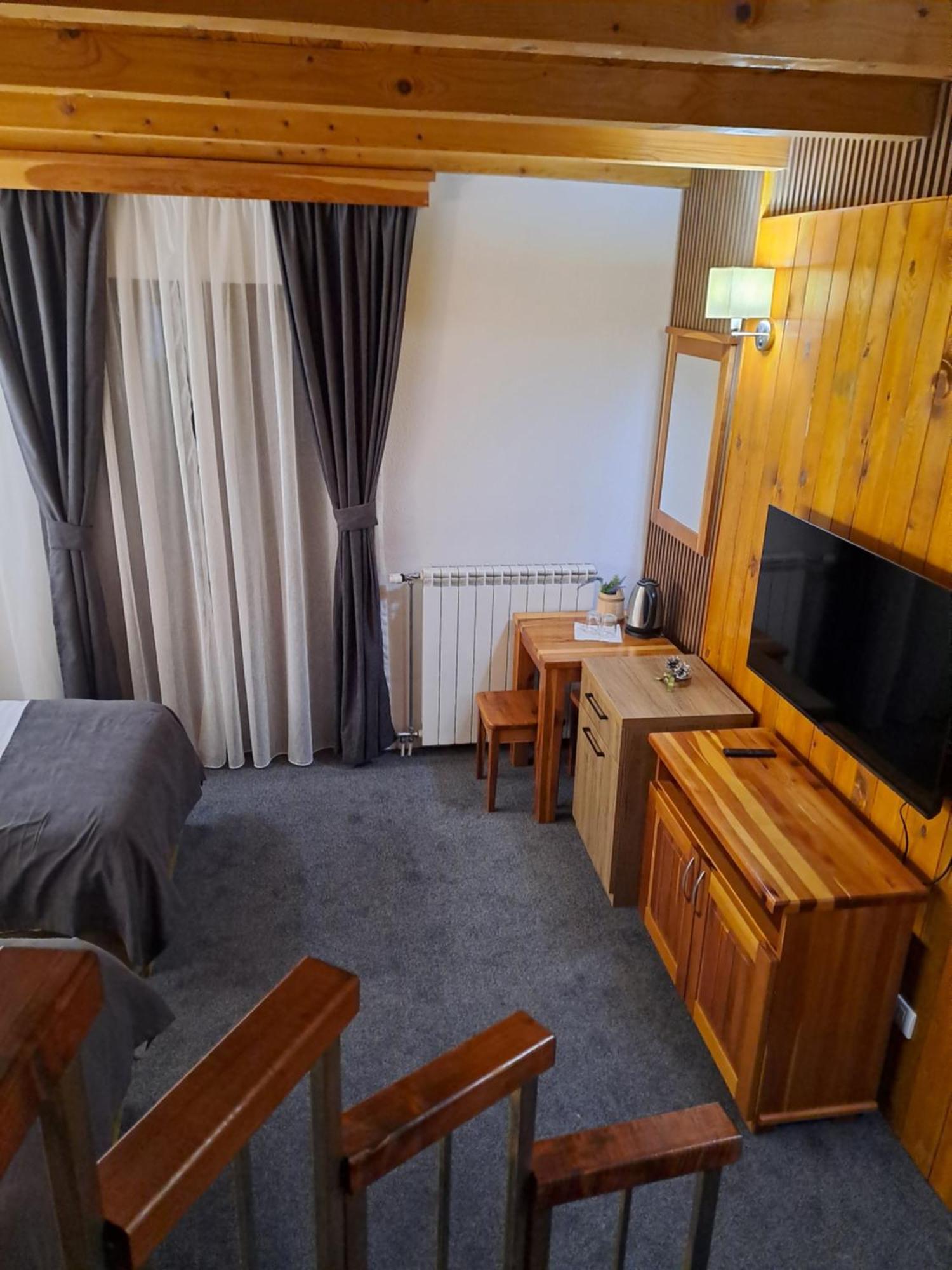 Rooms And Apartmants Mirovic Kolašin Kültér fotó