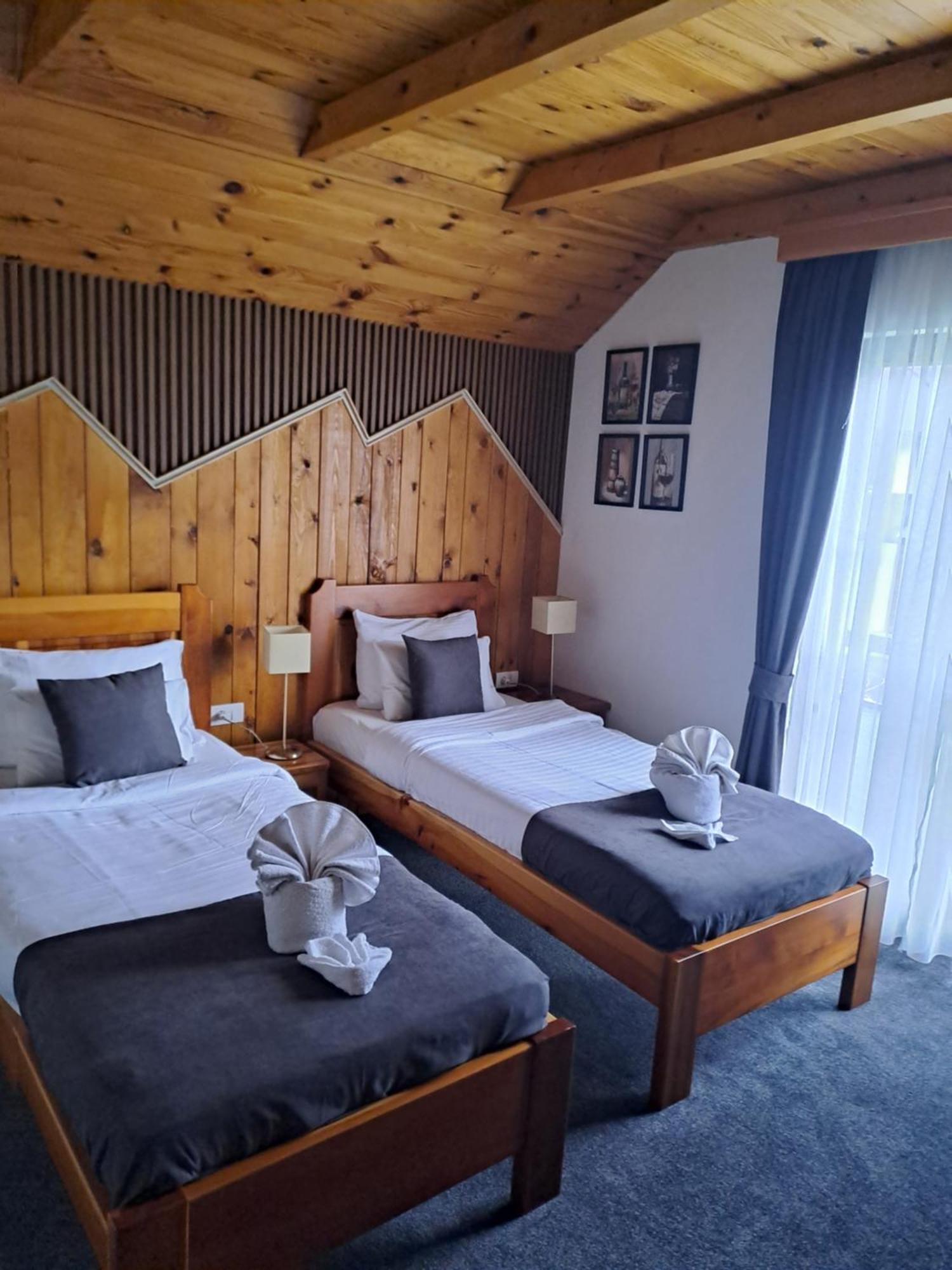 Rooms And Apartmants Mirovic Kolašin Kültér fotó